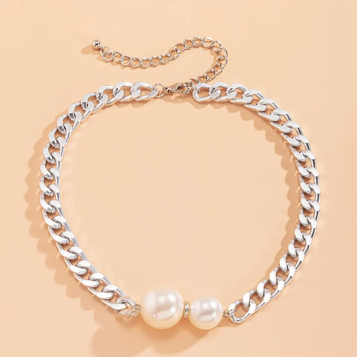 Womenโs Vintage Punk Cuban Chain Choker Necklace with Gothic Pearl Pendant