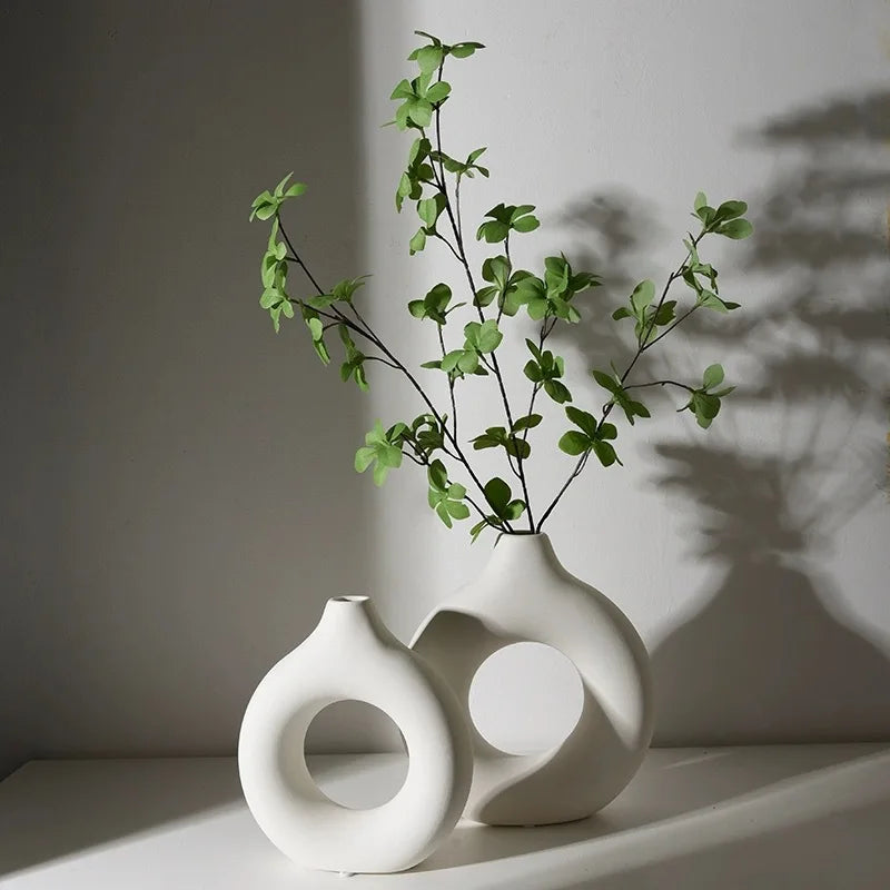 Minimalist Donut-Shaped Flower Vase
