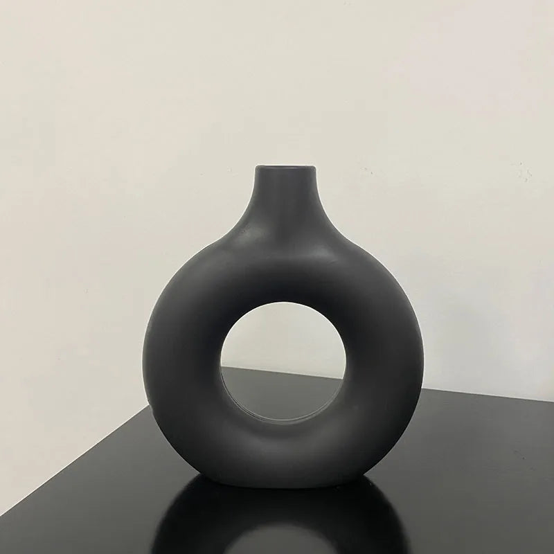 Minimalist Donut-Shaped Flower Vase