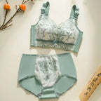 Lace-Trimmed Push-Up Bra