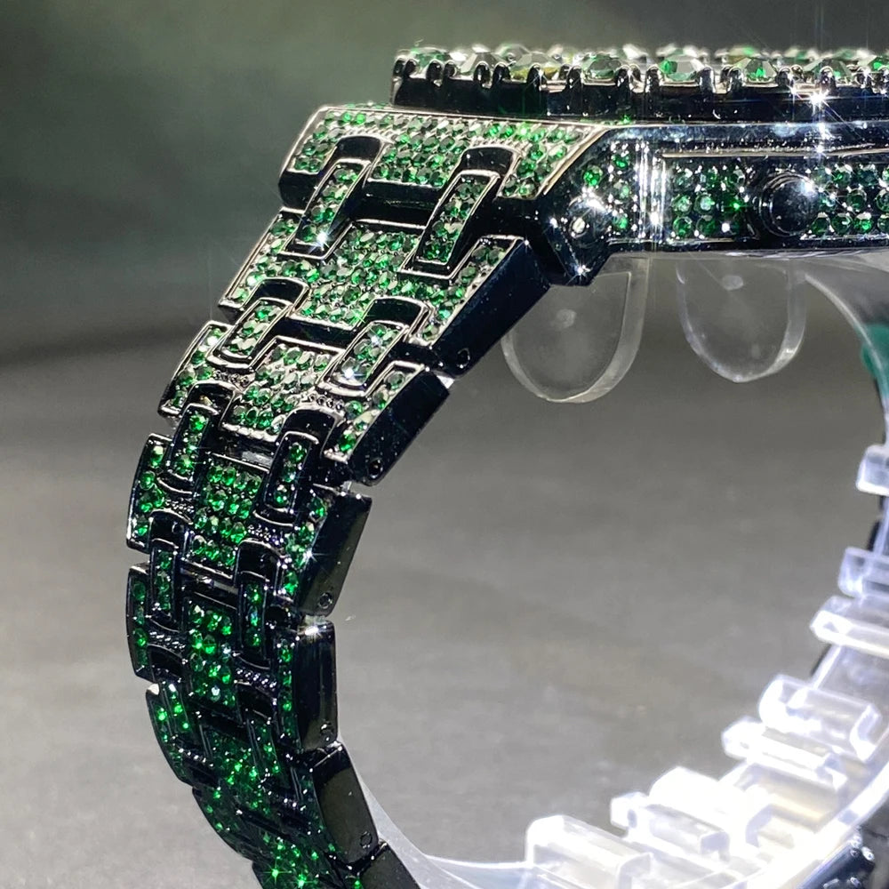 Gold Iced-Out Men’s Watch – Luxury & Waterproof