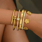Women's Gold Clover Bracelet