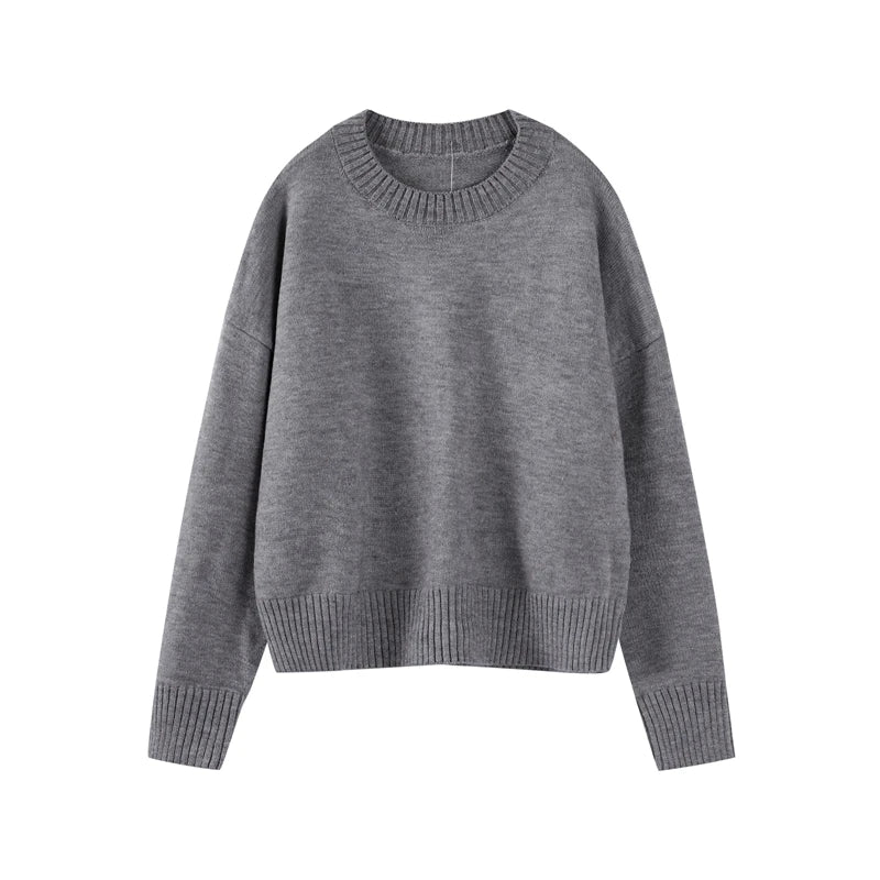 Classic Knit Pullover - Solid Round Neck Sweater
