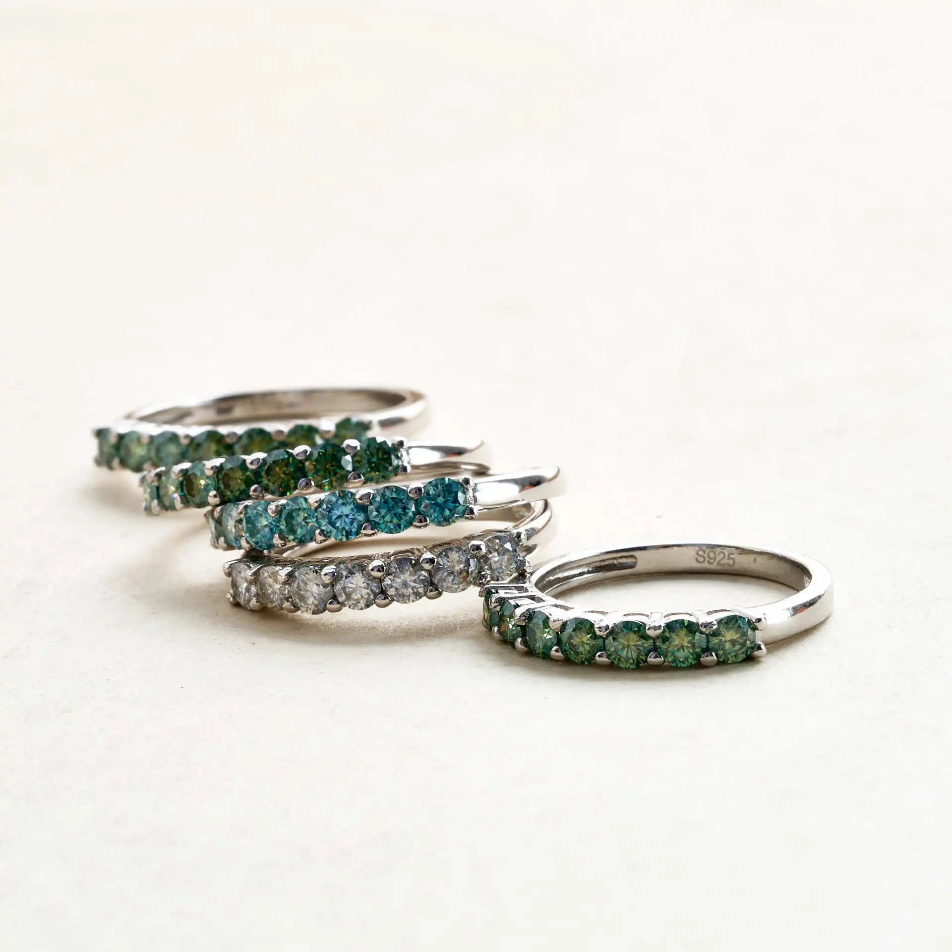 Luxury Moissanite Jewelry – 0.7CT D Color VVS1 EX Round Cut Eternity Rings