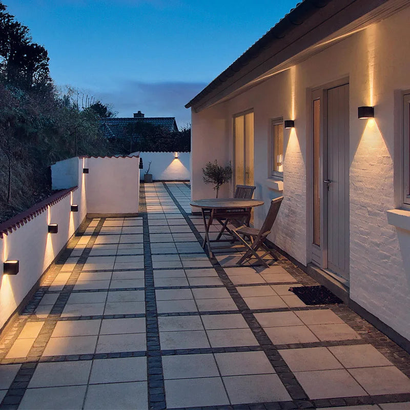 Waterproof LED Wall Light – IP65 Outdoor/Indoor Wall Lamp for Garden, Yard, (AC110V/220V)