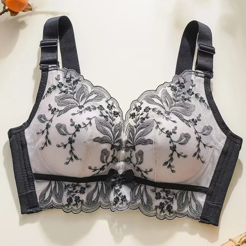Lace-Trimmed Push-Up Bra