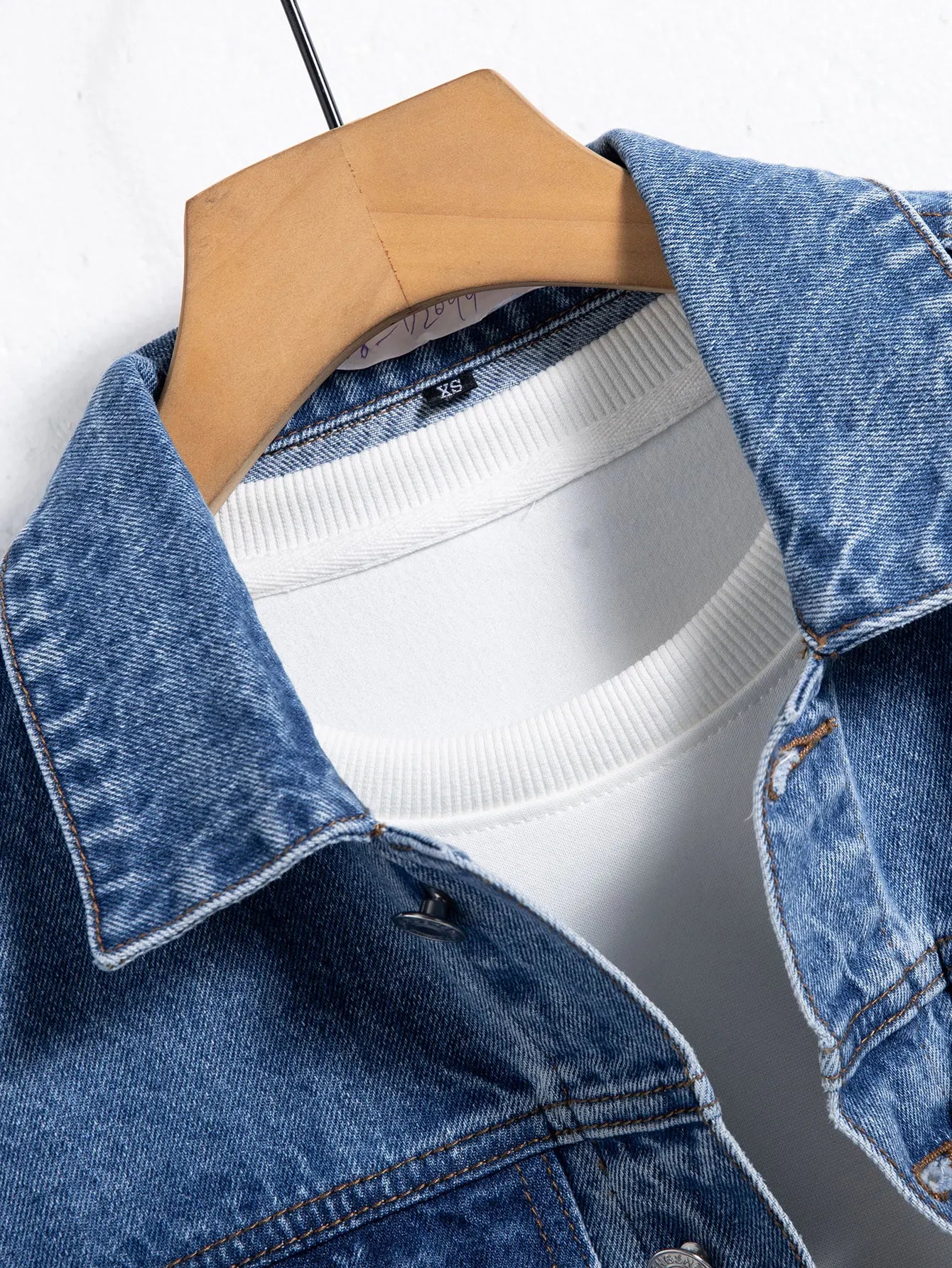 Classic Blue Denim Jacket | Street-Style Essential