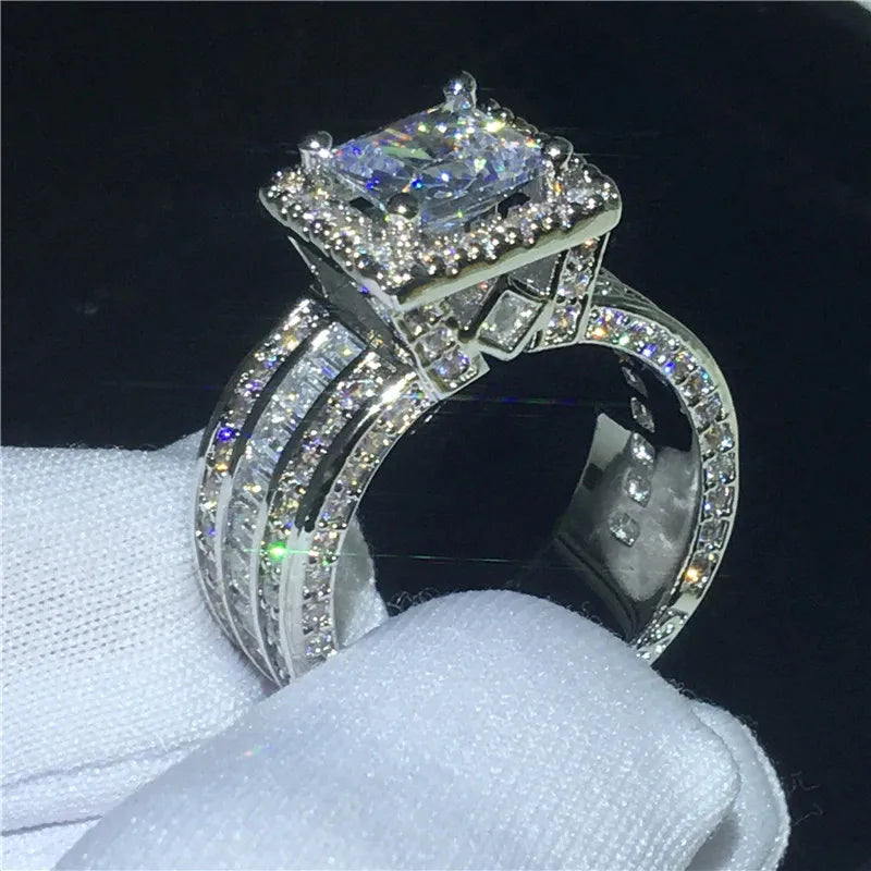 Elegant Square-Cut Zircon Halo Ring